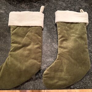 Pottery Barn Classic Velvet Stockings Green w Ivory Cuff Set Of 2 Small No Name